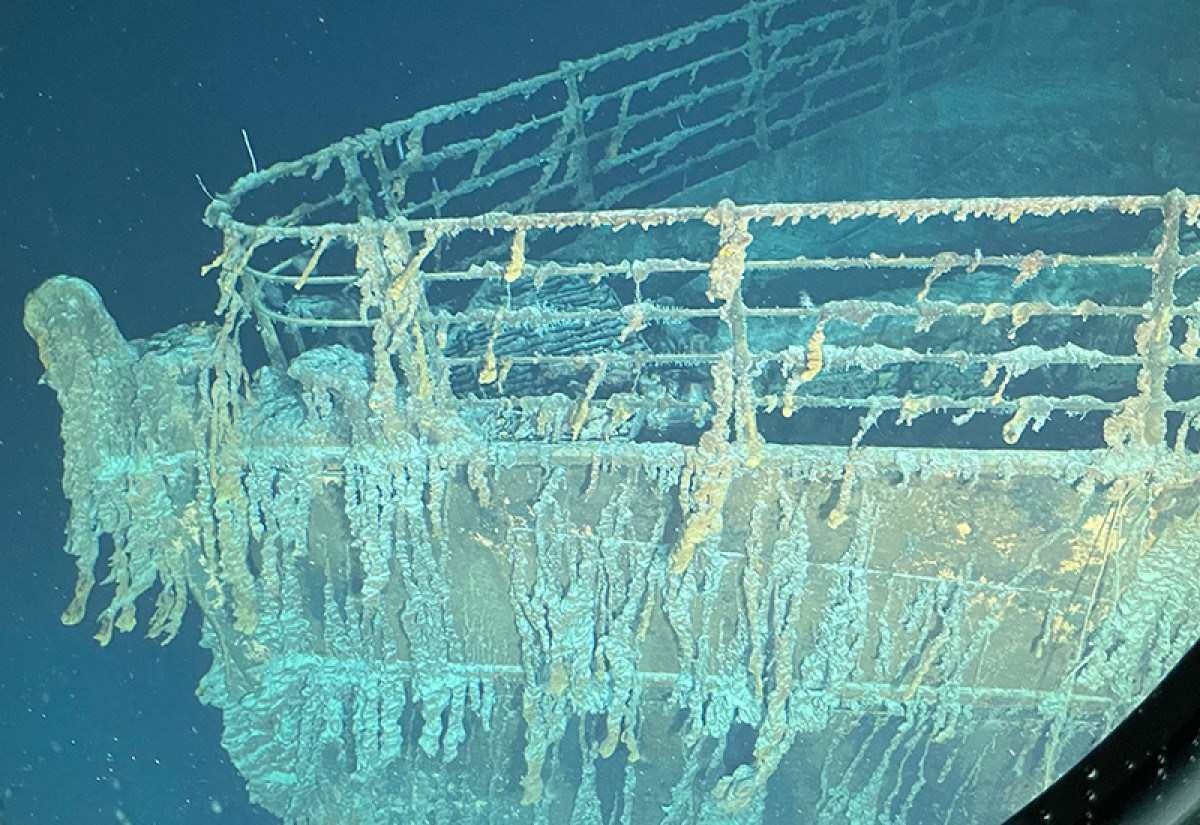 Destroços de submarino foram encontrados a 500 metros do Titanic