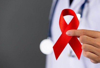 Acabar com a aids é uma decisão política e financeira, de acordo com o UNAIDS     -  (crédito: Freepik/jcomp)