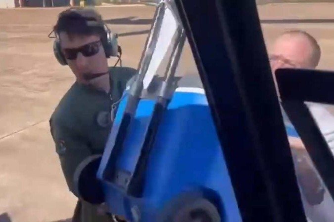 O coração chegou até a Base Aérea de Brasília em um voo da FAB e a Unidade de Operação Aérea do Detran (UOPA) concluiu o traslado até o Instituto de Cardiologia - (crédito: Detran/Divulgação) O coração chegou até a Base Aérea de Brasília em um voo da FAB e a Unidade de Operação Aérea do Detran (UOPA) concluiu o traslado até o Instituto de Cardiologia - (crédito: Detran/Divulgação)