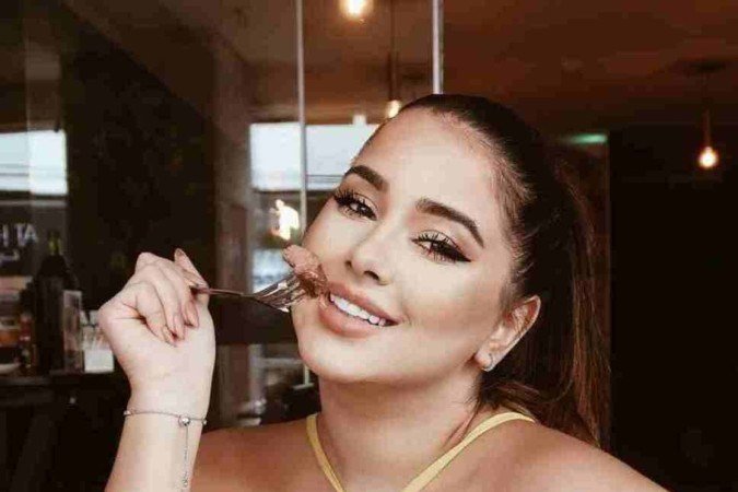 Rafaela Ribeiro começou a divulgar outras marcas após desistir de ter a própria marca