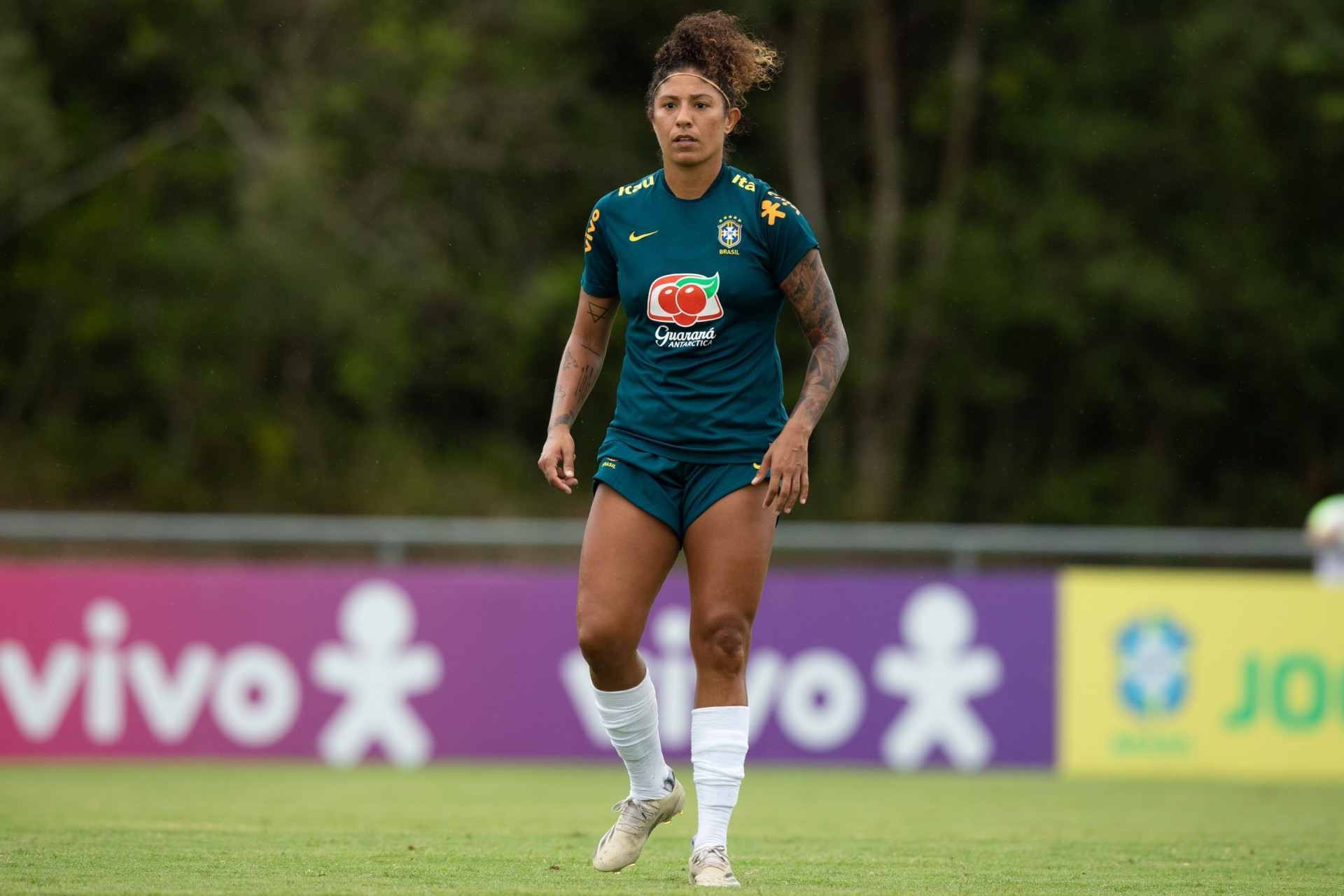 Cristiane se irrita com postura da Seleção Brasileira na Copa do Mundo 