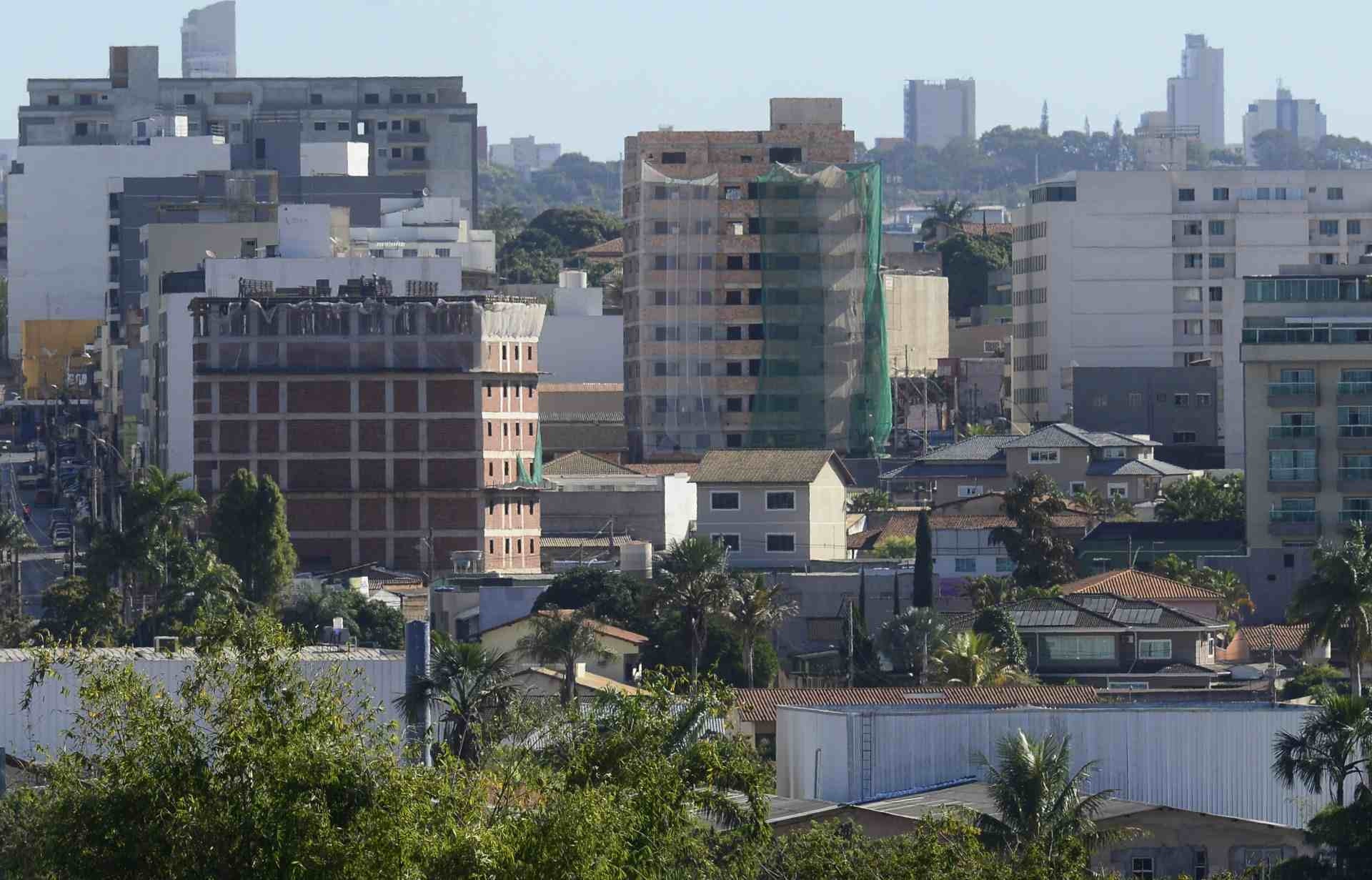 Justiça derruba liminar que determinava demolição de prédios em Vicente Pires