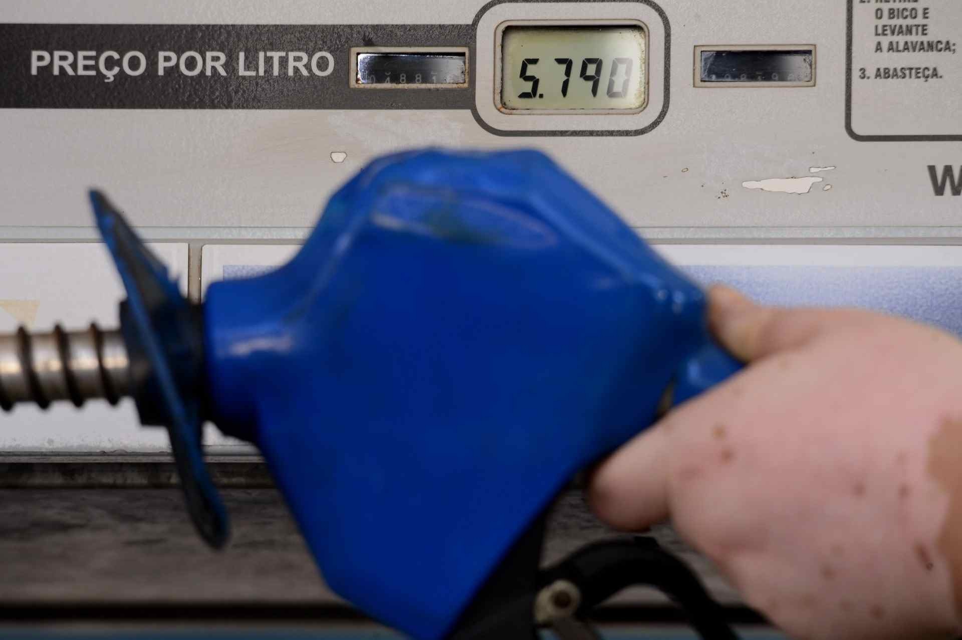 Prévia da inflação sobe 0,35% em setembro, influenciada pela gasolina