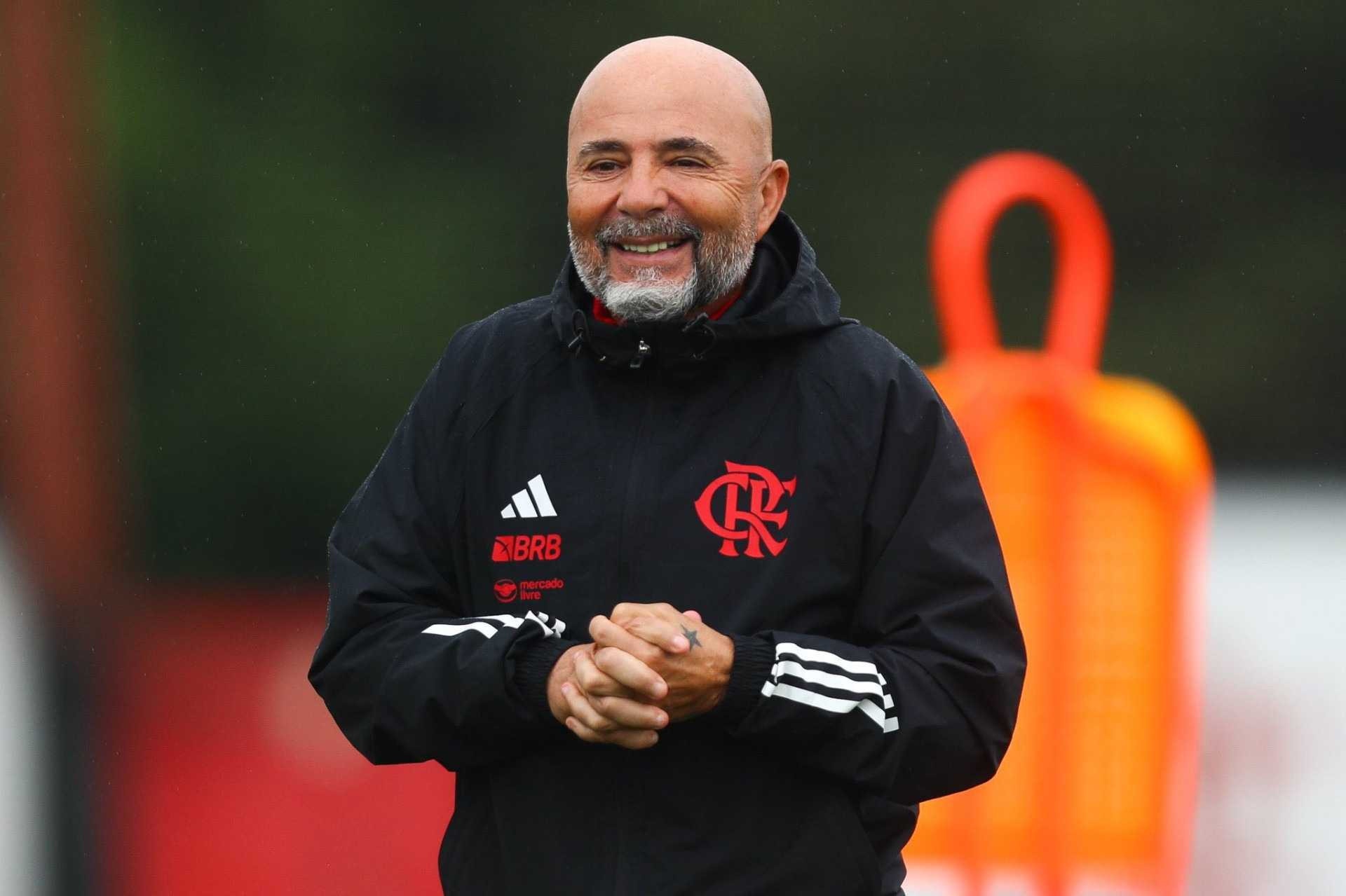 Sampaoli afirma que não vai expor Pedro e se diz triste pela situação