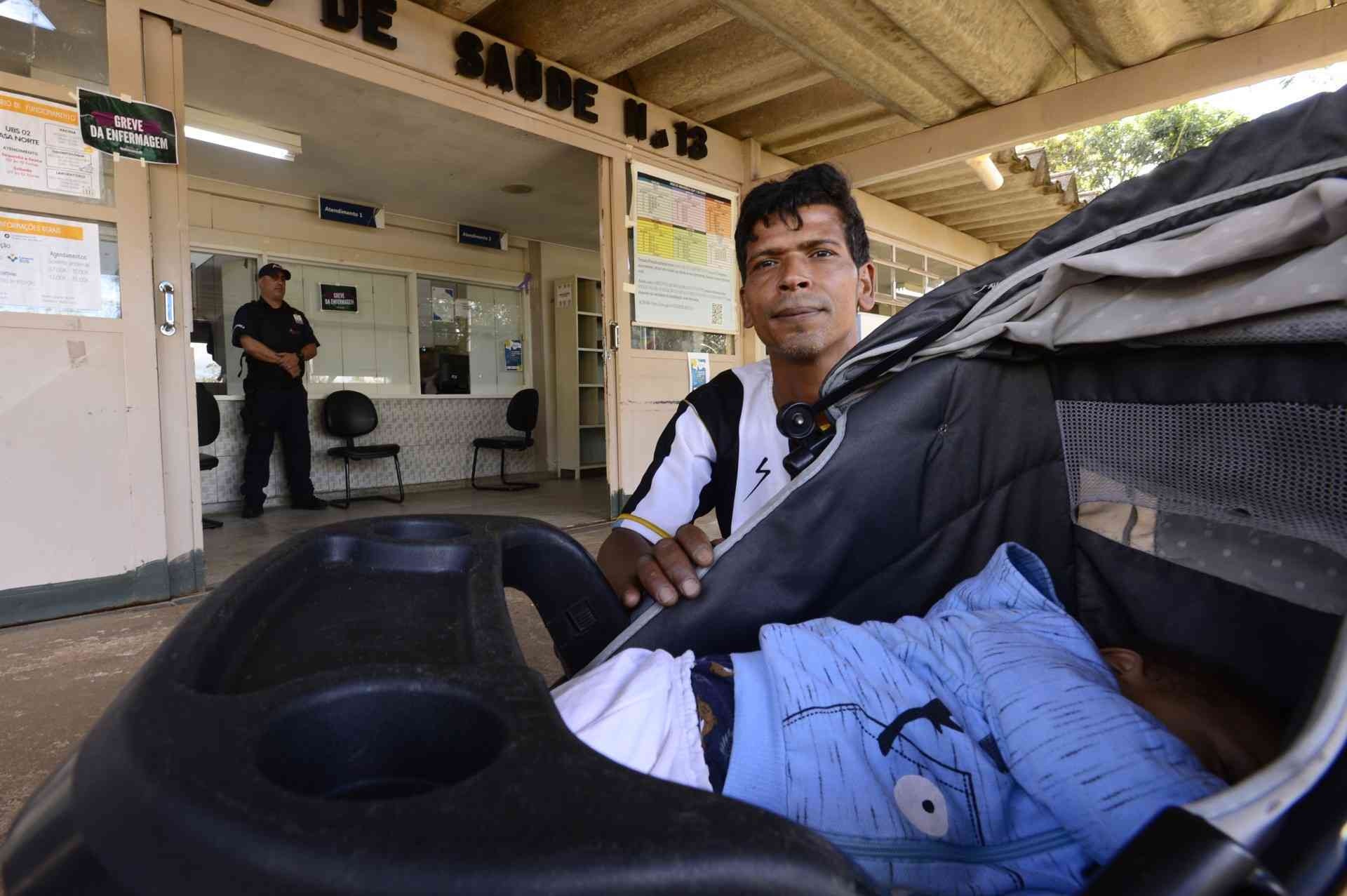 Greve dos profissionais de enfermagem prejudica atendimento na rede pública