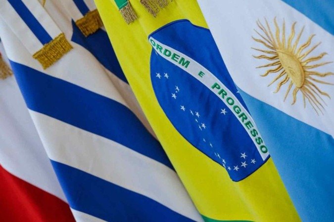 O desfecho é simbólico por ser o primeiro acordo do Mercosul com um país da Ásia, que também figura como o sétimo destino das exportações brasileiras - (crédito: Isac Nóbrega/PR) O desfecho é simbólico por ser o primeiro acordo do Mercosul com um país da Ásia, que também figura como o sétimo destino das exportações brasileiras - (crédito: Isac Nóbrega/PR)