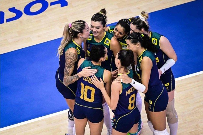 Seleção feminina venceu a Tailândia por 3 sets a 0