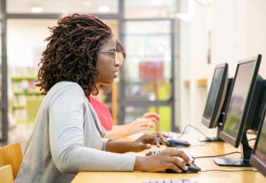 Divulgação/ ISTOÉ/ Freepik