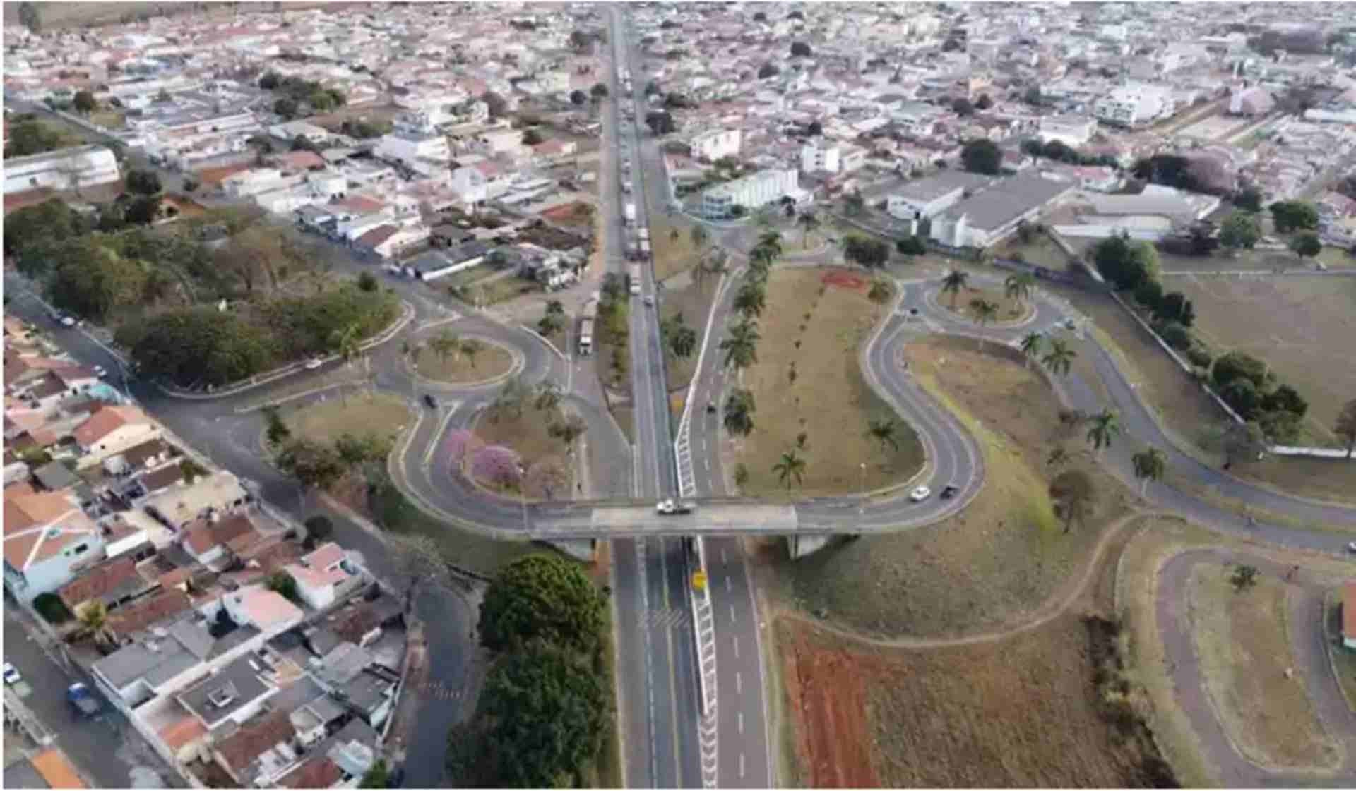 Homem é preso em flagrante em ato sexual com cachorro em Minas