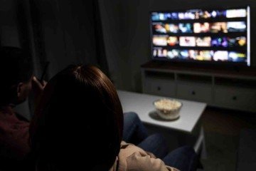 Escolher um serviço de streaming em agosto de 2026 virou uma tarefa complexa - (crédito: Freepik/Reprodução) Escolher um serviço de streaming em agosto de 2026 virou uma tarefa complexa - (crédito: Freepik/Reprodução)