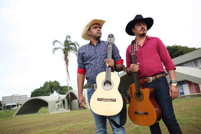 Macedo & Mariano, dupla de música de viola caipira. 5/7/23