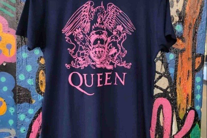 Camiseta Queen, do Mercadinho do Natinho 
(R$ 80)