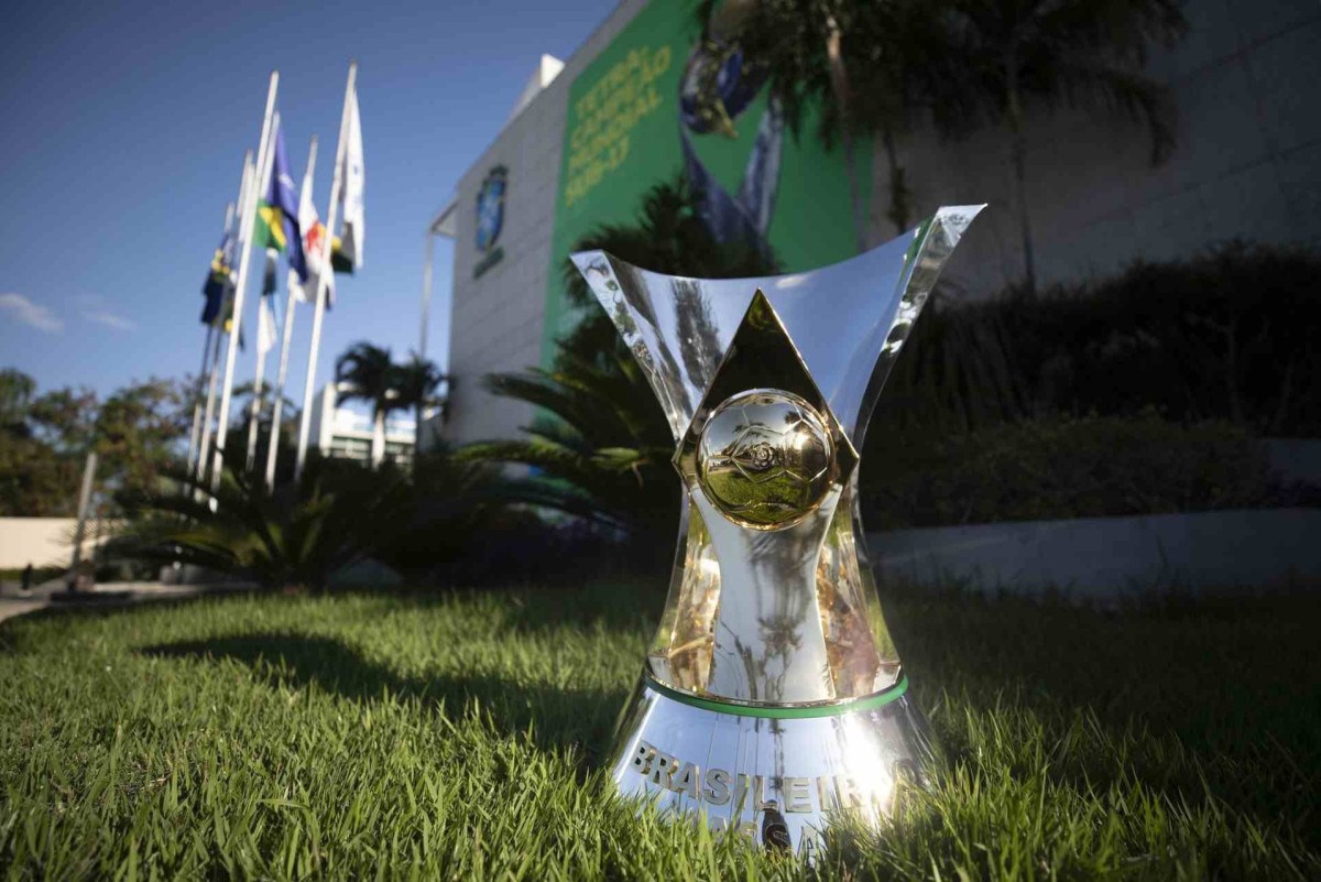 Grêmio fecha mais um bloco de seis jogos e, pela primeira vez