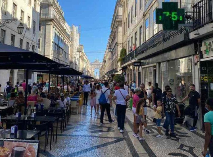 Brasileiros legalizados em Portugal podem superar os 500 mil até o fim do ano