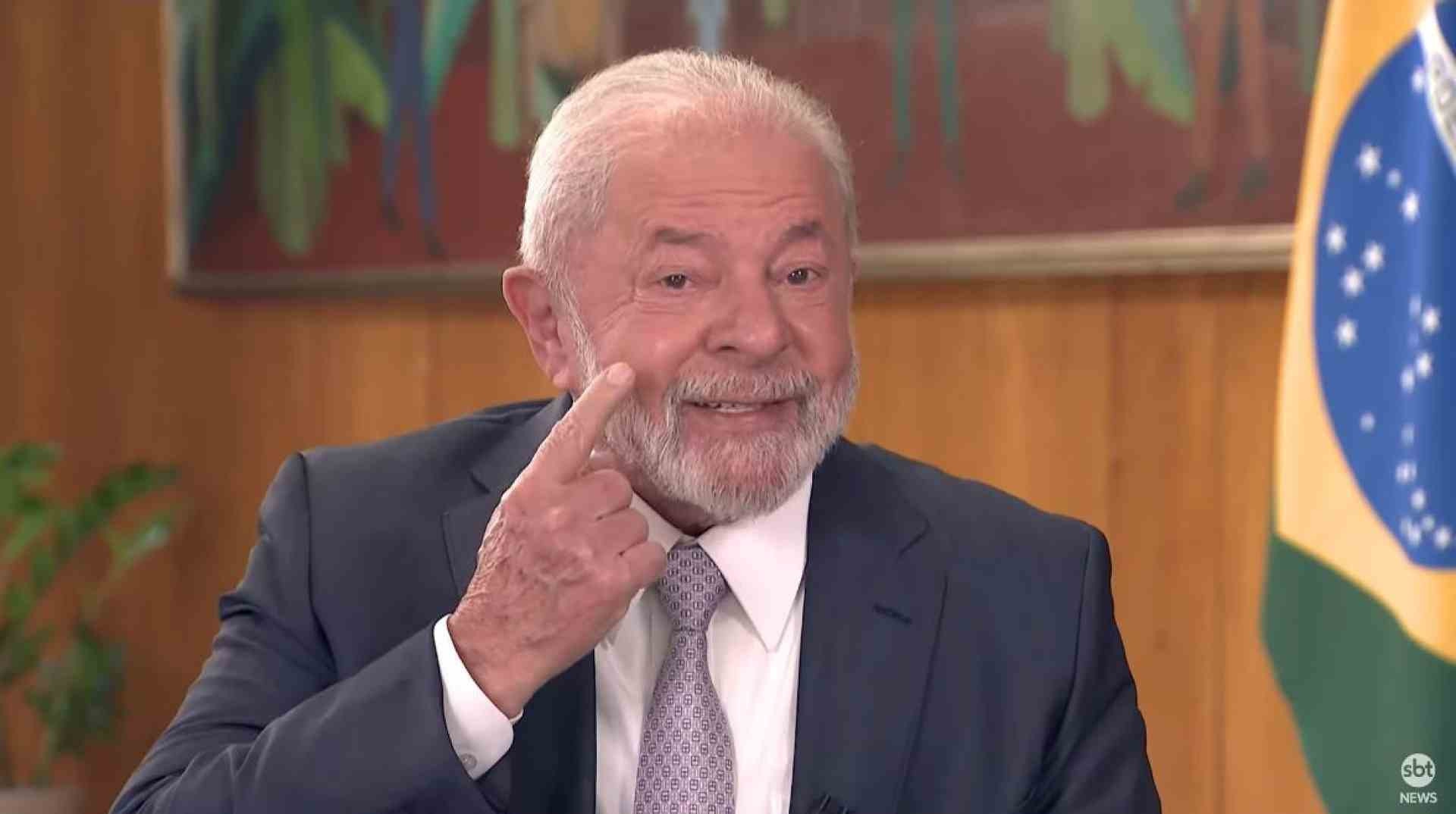 Lula elogia Messi e critica jogadores que fazem 