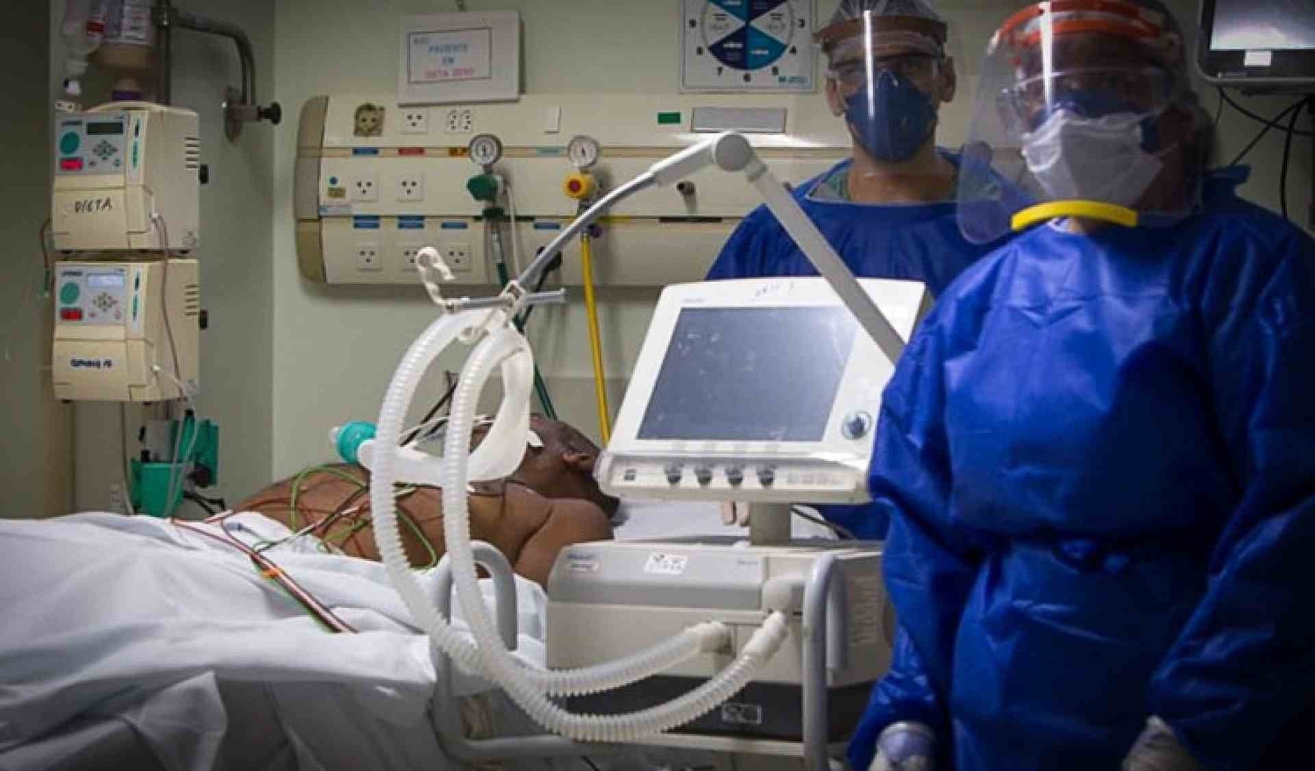 Senador Fabiano Contarato apresenta PEC para impedir redução do piso da enfermagem