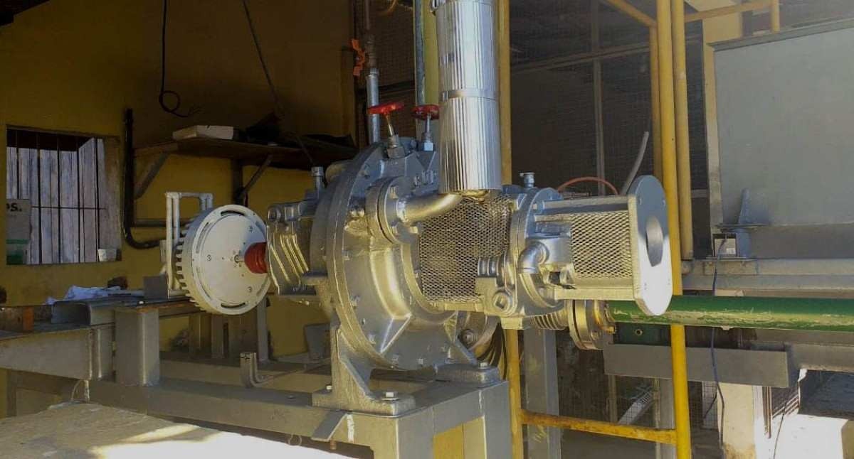 Turbina criada por brasileiros gera energia com bagaço de cana e açaí