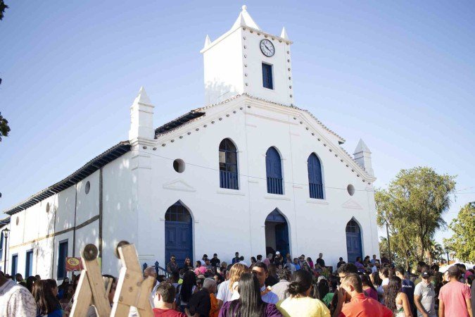 Igreja do Rosário com um
público de aproximadamente
duas mil pessoas celebrando
o Dia Municipal do Pão de Queijo - (crédito: Vinicius Vargas ) Igreja do Rosário com um
público de aproximadamente
duas mil pessoas celebrando
o Dia Municipal do Pão de Queijo - (crédito: Vinicius Vargas )