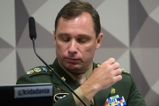 A sinalização ocorre no momento em que o Exército é pressionado pelo Ministério Público Militar (MPM) por ter supostamente orientado Cid a depor fardado na CPMI -  (crédito:  Ed Alves/CB/DA.Press)