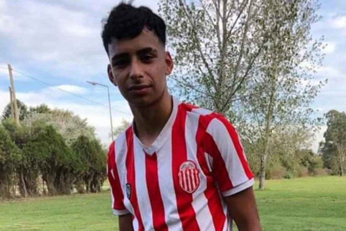 Lucas González foi assassinado com dois tiros na cabeça disparados por policiais, em 2021 -  (crédito: H&eacute;ctor Gonz&aacute;lez)