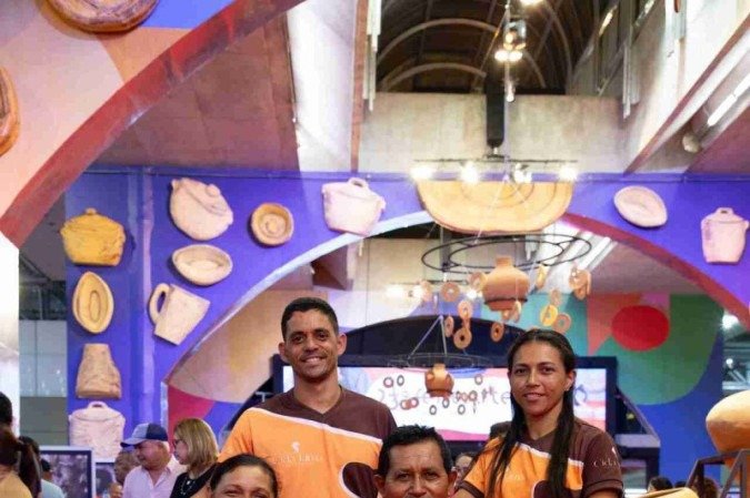 Mestra Cida Lima e Família    