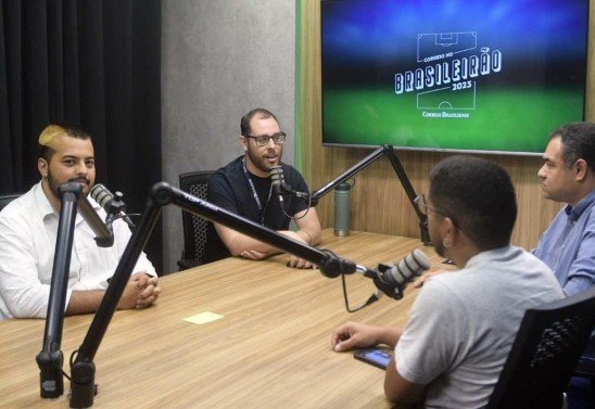Ed Alves/CB DA Press