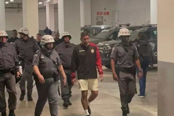 Sebastian Avellino Vargas segue preso em São Paulo -  (crédito: Reprodução/Twitter)