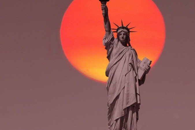 A Estátua da Liberdade é um símbolo da condição dos Estados Unidos como país de imigrantes - (crédito: Getty Images ) A Estátua da Liberdade é um símbolo da condição dos Estados Unidos como país de imigrantes - (crédito: Getty Images )