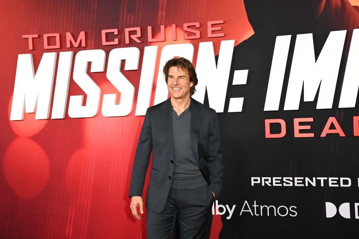 Tom Cruise traz o espetáculo de volta a Cannes depois da política Tom Cruise traz o espetáculo de volta a Cannes depois da política