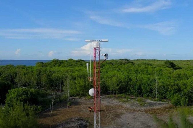 M2 funcionando em Belize: atividades de barcos se revelaram mais intensas com o uso do aparelho - (crédito: William McKay, Conservação Global) M2 funcionando em Belize: atividades de barcos se revelaram mais intensas com o uso do aparelho - (crédito: William McKay, Conservação Global)