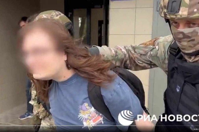 Homem trans é detido por agentes do FSB, na região de Oriol (oeste)