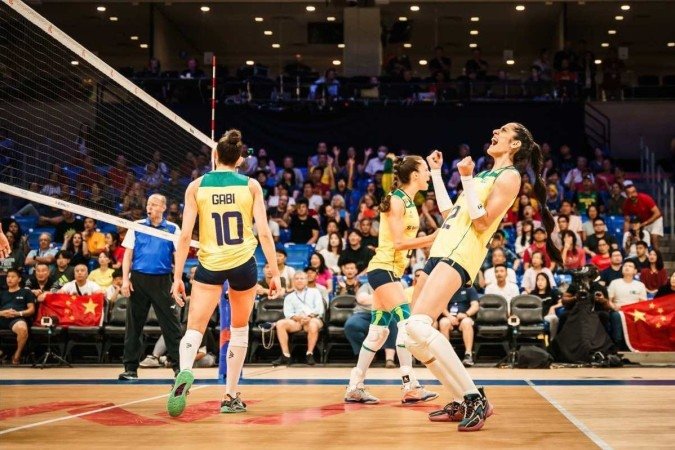 Brasil cai para a China e está fora da VNL feminina -  (crédito: Volleyball World)