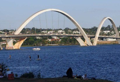 O Lago Paranoá é o principal manancial de água para abastecer a população de Brasília totalmente distrital  -  (crédito: Minervino Júnior/CB/D.A.Press) -O Lago Paranoá é o principal manancial de água para abastecer a população de Brasília totalmente distrital  -  (crédito: Minervino Júnior/CB/D.A.Press)