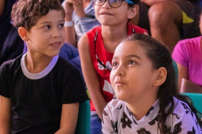  Ambulatório do Hospital da Criança vira sala de cinema.