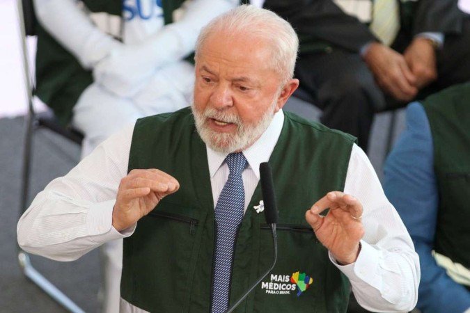 Presidente Lula em cerimônia de sanção do novo Mais Médicos, nesta sexta (14/7) - (crédito: Fabio Rodrigues-Pozzebom/ Agência Brasil) Presidente Lula em cerimônia de sanção do novo Mais Médicos, nesta sexta (14/7) - (crédito: Fabio Rodrigues-Pozzebom/ Agência Brasil)