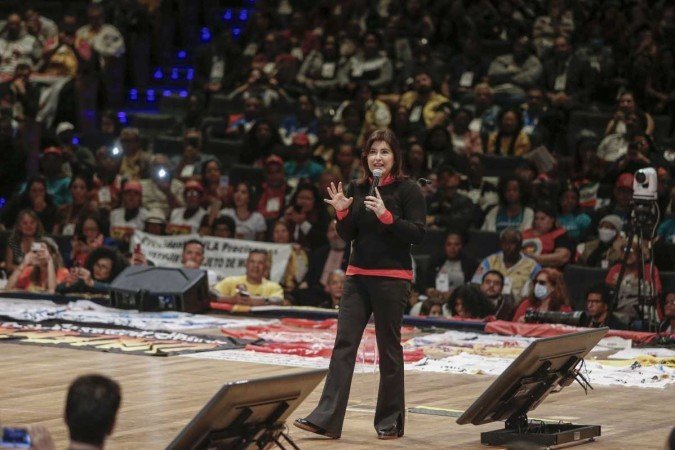 Ministra do Planejamento e Orçamento, Simone Tebet, na última Caravana do PPA, em São Paulo, na última sexta (14/7) - (crédito: Paulo Pinto/Agência Brasil) Ministra do Planejamento e Orçamento, Simone Tebet, na última Caravana do PPA, em São Paulo, na última sexta (14/7) - (crédito: Paulo Pinto/Agência Brasil)