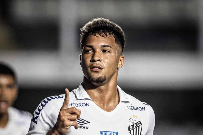 Vice-artilheiro do Campeonato Brasileiro, Marcos Leonardo é seguido pelo clube britânico, com conversas para contratação ao final do ano -  (crédito: Raul Baretta/Santos)