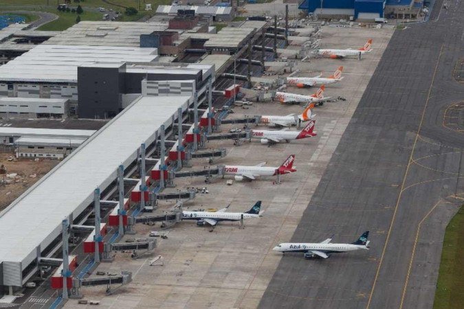 O indicador foi puxado pela alta nos preços das passagens aéreas; o item registrou alta de 23,75% e teve o maior impacto individual - (crédito: Infraero/Divulgação) O indicador foi puxado pela alta nos preços das passagens aéreas; o item registrou alta de 23,75% e teve o maior impacto individual - (crédito: Infraero/Divulgação)