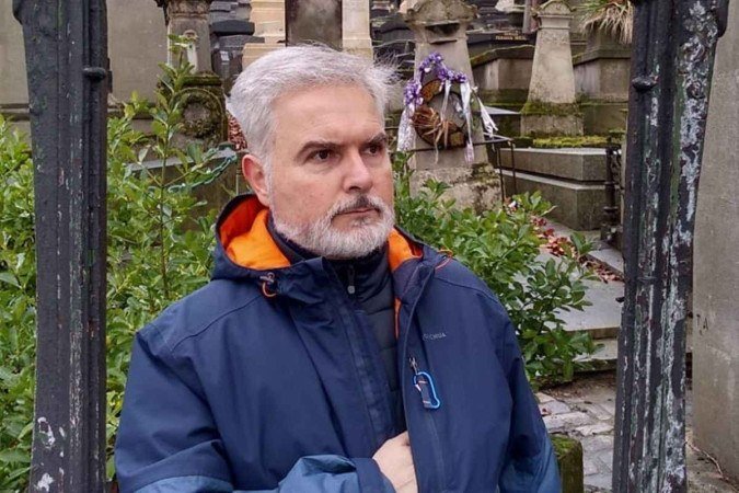 Paulo Munhoz fala sobre a sequência da animação na Vila dos Brichos que, desta vez, será atacada por um vírus terrível que atinge a mente das pessoas e coloca quase toda a população em estado de coma - (crédito: Arquivo pessoal) Paulo Munhoz fala sobre a sequência da animação na Vila dos Brichos que, desta vez, será atacada por um vírus terrível que atinge a mente das pessoas e coloca quase toda a população em estado de coma - (crédito: Arquivo pessoal)