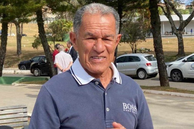 Buião também esteve no velório de Palhinha 