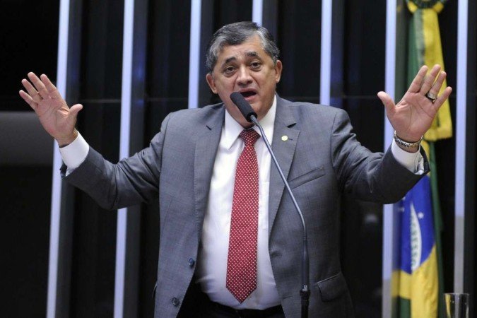 Líder do governo na Câmara, José Guimarães (PT-CE), sobre entrada PP e Republicanos em ministérios: Líder do governo na Câmara, José Guimarães (PT-CE), sobre entrada PP e Republicanos em ministérios: