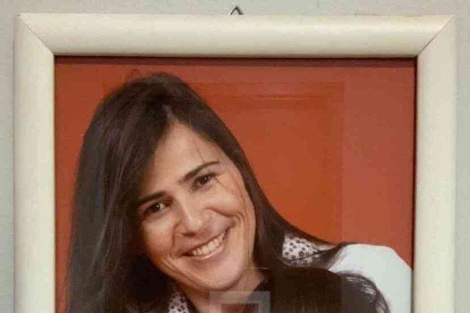 Paloma decidiu fazer um quadro com uma foto feita na infância ao lado da tia, o quadro foi entregue para a tia, meses antes de ela falecer