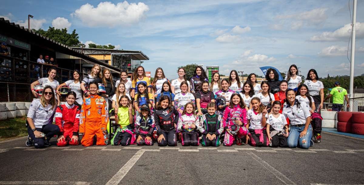 Copa Brasil de Kart começa com nove mulheres e representante do DF