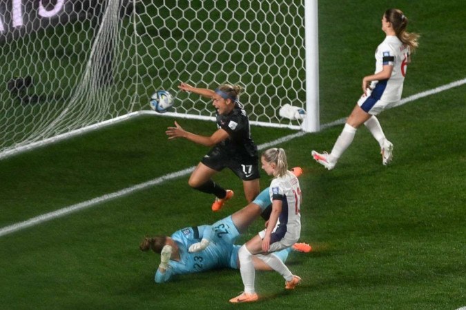 Nova Zelândia surpreende Noruega na abertura da Copa do Mundo Feminina