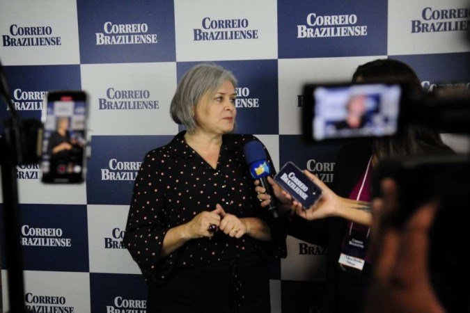 Secretária nacional de enfrentamento à violência contra mulheres do Ministério das Mulheres, Denise Motta Dal durante abertura do Correio Debate - (crédito: Minervino Júnior/CB/D.A.Press) Secretária nacional de enfrentamento à violência contra mulheres do Ministério das Mulheres, Denise Motta Dal durante abertura do Correio Debate - (crédito: Minervino Júnior/CB/D.A.Press)