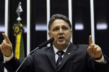Ex-governador do Rio de Janeiro, Anthony Garotinho, é internado no Rio com pneumonia nesta sexta (21/7) -  (crédito: Renato Araújo/Agência Brasil)