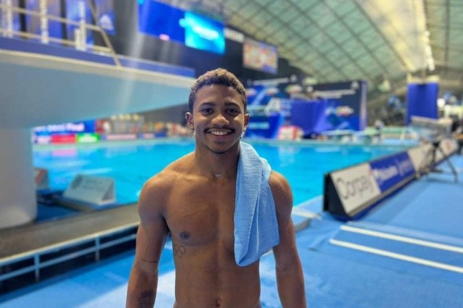 Esperança do Brasil em Paris-2024, o carioca Isaac Souza, de 24 anos, treina e mora no Rio de Janeiro - (crédito: Saltos Brasil / Divulgação) Esperança do Brasil em Paris-2024, o carioca Isaac Souza, de 24 anos, treina e mora no Rio de Janeiro - (crédito: Saltos Brasil / Divulgação)