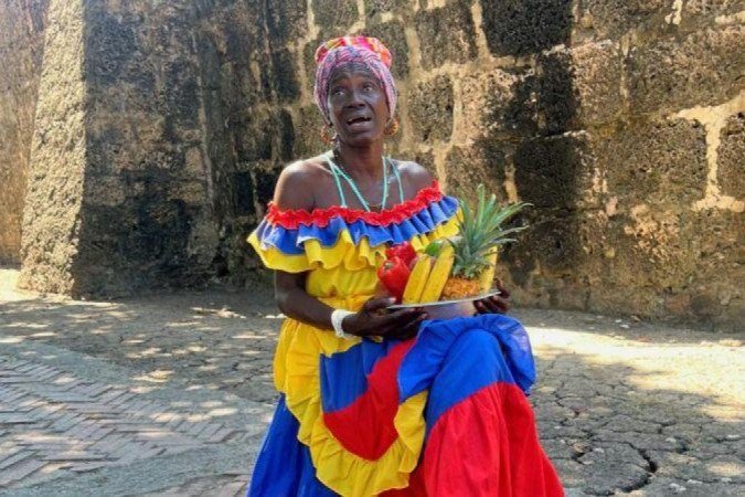 Betty Sargado foi uma das primeiras palenqueras a chegar ao centro murado para trabalhar com os turistas - (crédito: BBC) Betty Sargado foi uma das primeiras palenqueras a chegar ao centro murado para trabalhar com os turistas - (crédito: BBC)