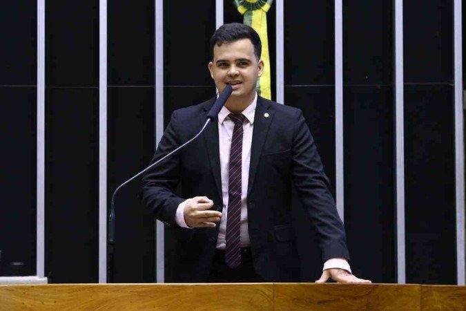 PL racha também em Minas - (crédito: EM Política) PL racha também em Minas - (crédito: EM Política)
