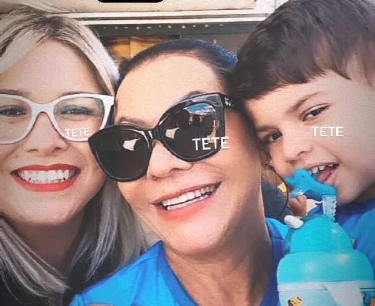 Mãe de Marília Mendonça rebate críticas após neto conhecer sósia da cantora